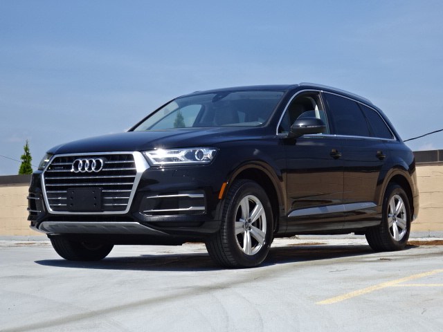 2018 Audi Q7 2.0T Premium Plus quattro AWD, available for sale in Newton, Massachusetts | Cars of Boston. Newton, Massachusetts 2018 Audi Q7 2.0T Premium Plus quattro AWD, available for sale in Newton, Massachusetts | Cars of Boston. Newton, Massachusetts
