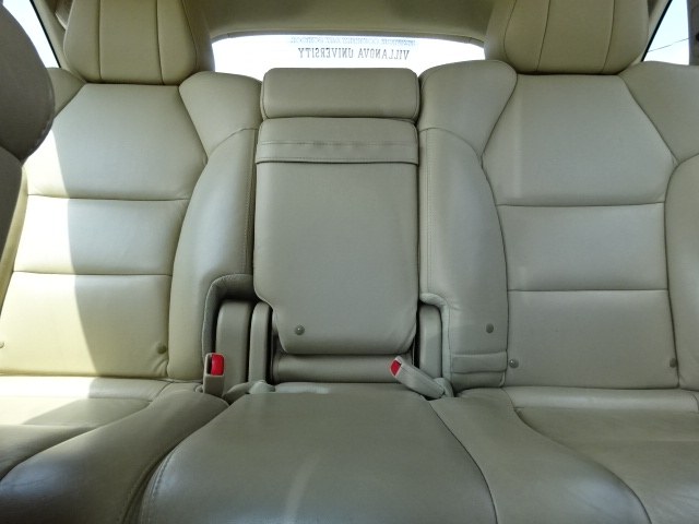 2013 Acura MDX Technology Package AWD, available for sale in Newton, Massachusetts | Cars of Boston. Newton, Massachusetts 2013 Acura MDX Technology Package AWD, available for sale in Newton, Massachusetts | Cars of Boston. Newton, Massachusetts