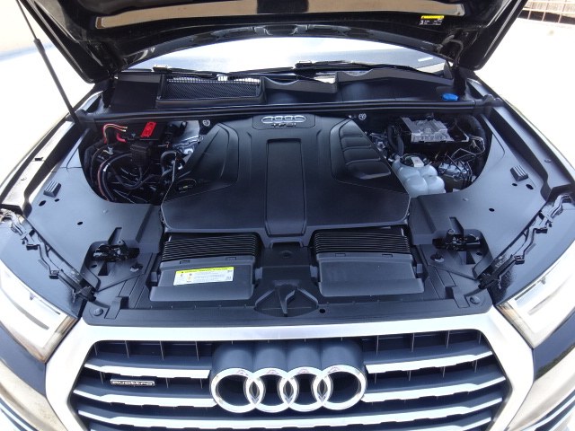 2018 Audi Q7 2.0T Premium Plus quattro AWD, available for sale in Newton, Massachusetts | Jacob Auto Sales. Newton, Massachusetts 2018 Audi Q7 2.0T Premium Plus quattro AWD, available for sale in Newton, Massachusetts | Jacob Auto Sales. Newton, Massachusetts