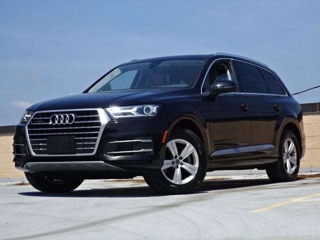 2018 Audi Q7 2.0T Premium Plus quattro AWD, available for sale in Newton, Massachusetts | Jacob Auto Sales. Newton, Massachusetts 2018 Audi Q7 2.0T Premium Plus quattro AWD, available for sale in Newton, Massachusetts | Jacob Auto Sales. Newton, Massachusetts