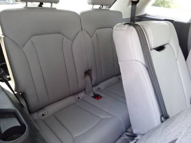 2018 Audi Q7 2.0T Premium Plus quattro AWD, available for sale in Newton, Massachusetts | Jacob Auto Sales. Newton, Massachusetts 2018 Audi Q7 2.0T Premium Plus quattro AWD, available for sale in Newton, Massachusetts | Jacob Auto Sales. Newton, Massachusetts