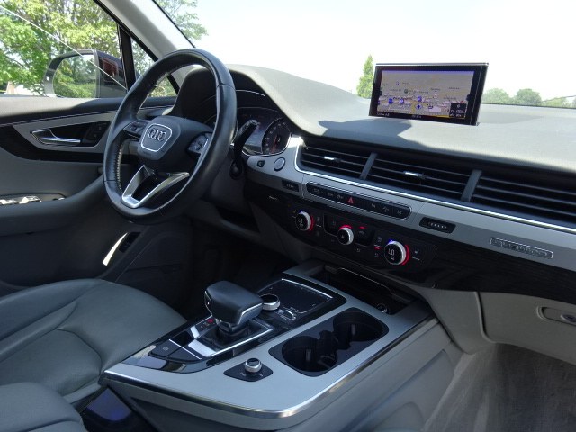 2018 Audi Q7 2.0T Premium Plus quattro AWD, available for sale in Newton, Massachusetts | Jacob Auto Sales. Newton, Massachusetts 2018 Audi Q7 2.0T Premium Plus quattro AWD, available for sale in Newton, Massachusetts | Jacob Auto Sales. Newton, Massachusetts
