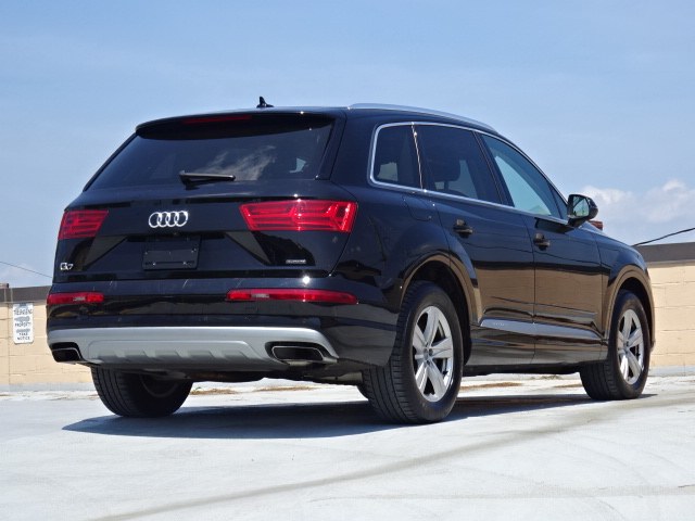 2018 Audi Q7 2.0T Premium Plus quattro AWD, available for sale in Newton, Massachusetts | Jacob Auto Sales. Newton, Massachusetts 2018 Audi Q7 2.0T Premium Plus quattro AWD, available for sale in Newton, Massachusetts | Jacob Auto Sales. Newton, Massachusetts