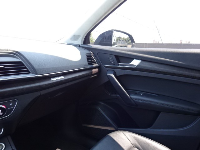 2020 Audi Q5 Premium Plus quattro AWD, available for sale in Newton, Massachusetts | Jacob Auto Sales. Newton, Massachusetts 2020 Audi Q5 Premium Plus quattro AWD, available for sale in Newton, Massachusetts | Jacob Auto Sales. Newton, Massachusetts