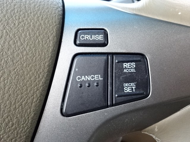 2013 Acura MDX Technology Package AWD, available for sale in Newton, Massachusetts | Jacob Auto Sales. Newton, Massachusetts 2013 Acura MDX Technology Package AWD, available for sale in Newton, Massachusetts | Jacob Auto Sales. Newton, Massachusetts