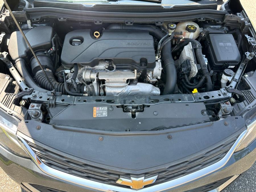 2018 Chevrolet Cruze 4dr HB 1.4L LT w/1SD, available for sale in Copiague, New York | Great Deal Motors. Copiague, New York 2018 Chevrolet Cruze 4dr HB 1.4L LT w/1SD, available for sale in Copiague, New York | Great Deal Motors. Copiague, New York