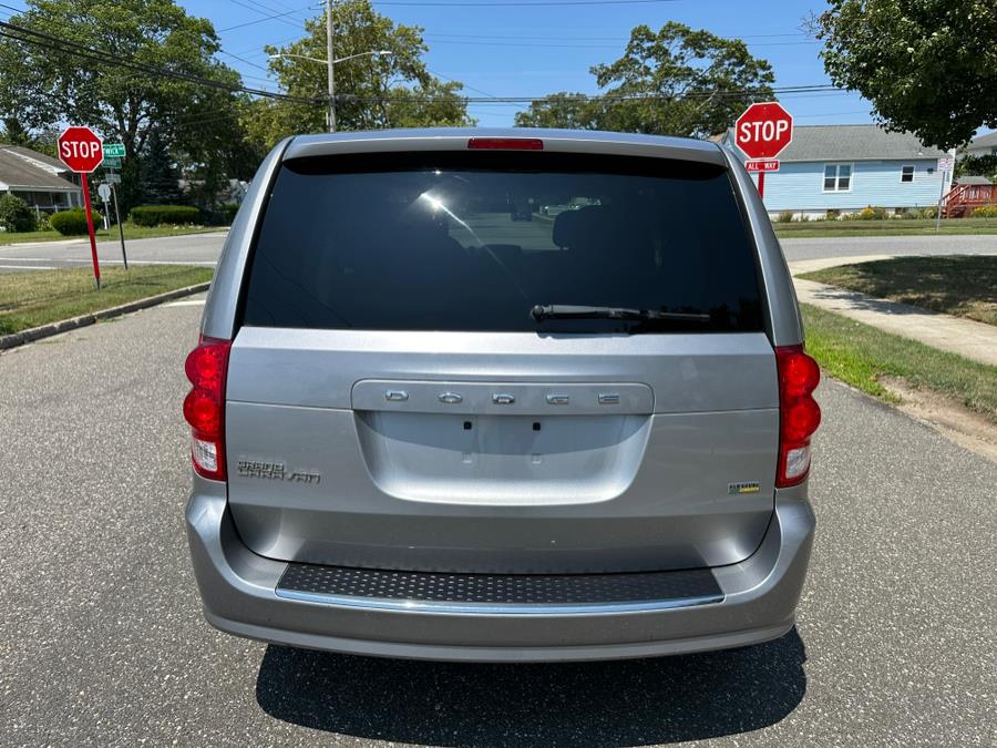 2016 Dodge Grand Caravan 4dr Wgn American Value Pkg, available for sale in Copiague, New York | Great Deal Motors. Copiague, New York 2016 Dodge Grand Caravan 4dr Wgn American Value Pkg, available for sale in Copiague, New York | Great Deal Motors. Copiague, New York