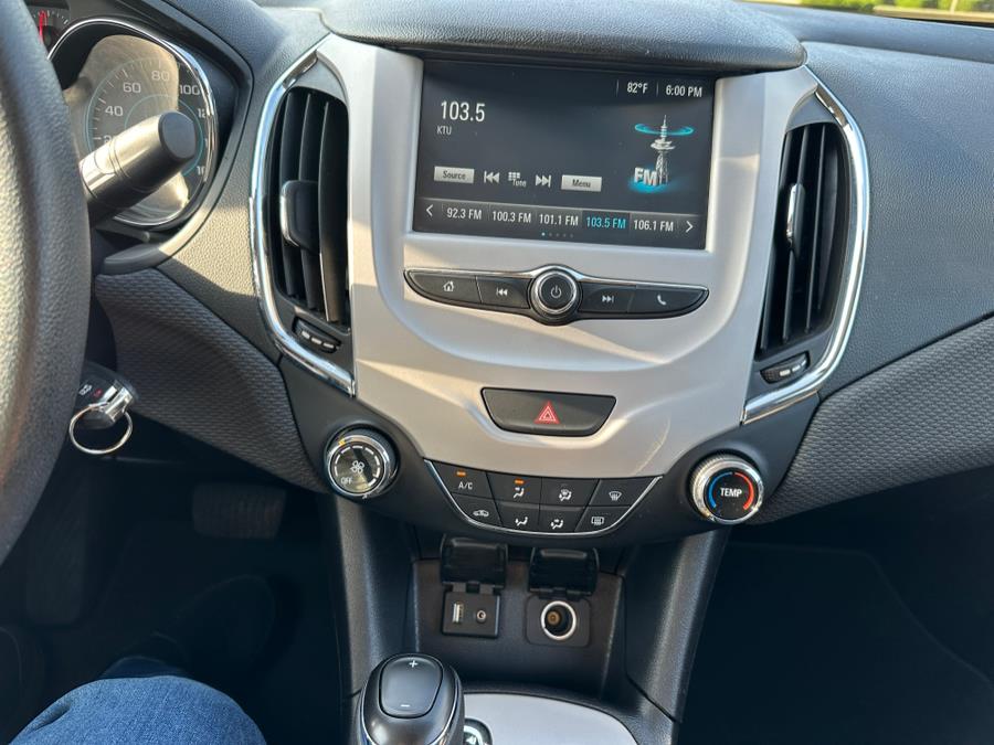 2017 Chevrolet Cruze 4dr Sdn 1.4L LS w/1SB, available for sale in Copiague, New York | Great Deal Motors. Copiague, New York 2017 Chevrolet Cruze 4dr Sdn 1.4L LS w/1SB, available for sale in Copiague, New York | Great Deal Motors. Copiague, New York
