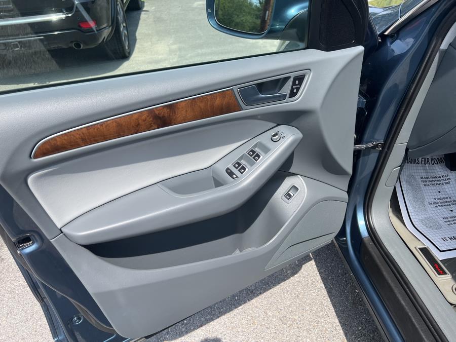 2015 Audi Q5 quattro 4dr 2.0T Premium, available for sale in Bangor , Maine | Pray's Auto Sales . Bangor , Maine 2015 Audi Q5 quattro 4dr 2.0T Premium, available for sale in Bangor , Maine | Pray's Auto Sales . Bangor , Maine