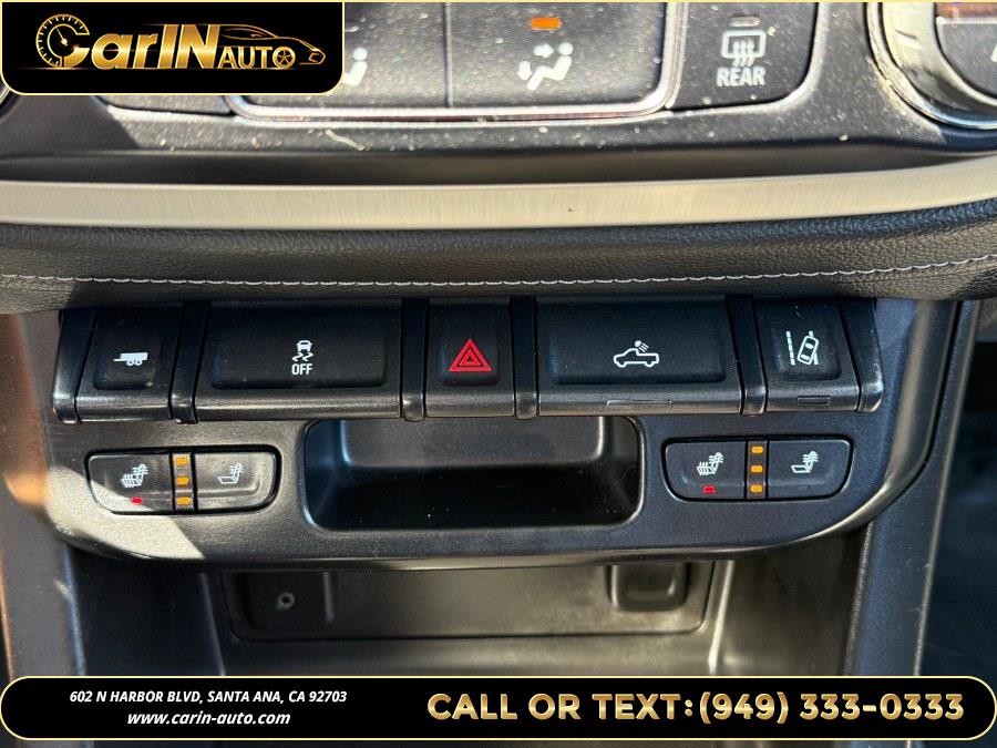 2015 GMC Canyon 2WD Crew Cab 128.3" SLT, available for sale in Santa Ana, California | Carin Auto. Santa Ana, California 2015 GMC Canyon 2WD Crew Cab 128.3" SLT, available for sale in Santa Ana, California | Carin Auto. Santa Ana, California