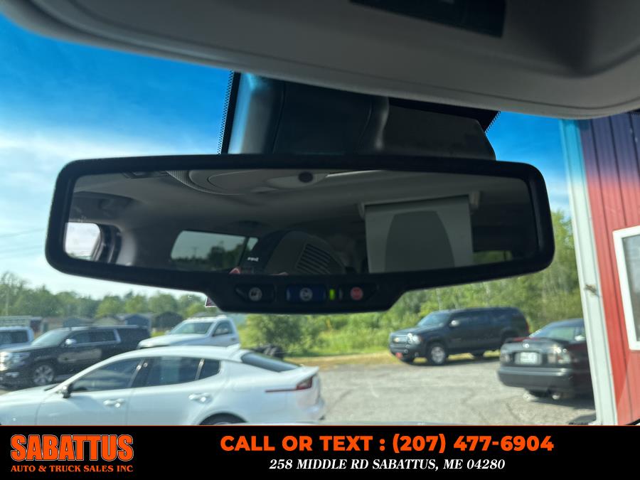 2018 Chevrolet Suburban 4WD 4dr 1500 LT, available for sale in Sabattus, Maine | Sabattus Auto and Truck Sales Inc. Sabattus, Maine 2018 Chevrolet Suburban 4WD 4dr 1500 LT, available for sale in Sabattus, Maine | Sabattus Auto and Truck Sales Inc. Sabattus, Maine