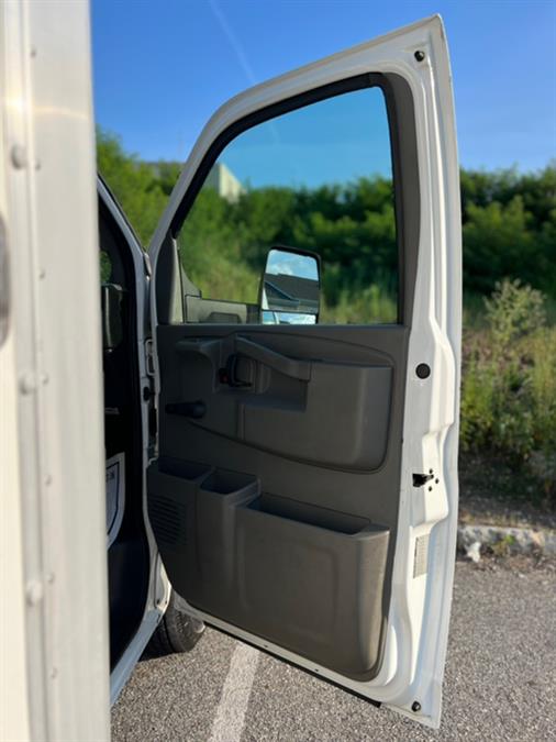 2018 GMC Savana Commercial Cutaway 3500 Box Truck 177" 16ft Morgan Dry Box/RollOut Ramp/TowHitch Receiver, available for sale in Paterson, New Jersey | Speedway Commercial Motors LLC. Paterson, New Jersey 2018 GMC Savana Commercial Cutaway 3500 Box Truck 177" 16ft Morgan Dry Box/RollOut Ramp/TowHitch Receiver, available for sale in Paterson, New Jersey | Speedway Commercial Motors LLC. Paterson, New Jersey