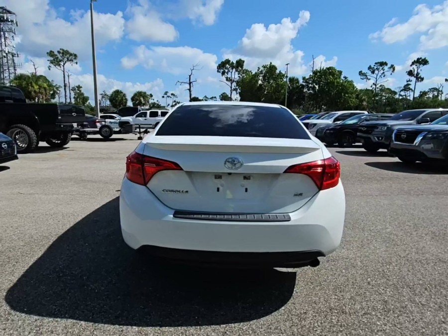 2018 Toyota Corolla SE CVT (Natl), available for sale in Fort Myers, Florida | Carlux Fort Myers. Fort Myers, Florida 2018 Toyota Corolla SE CVT (Natl), available for sale in Fort Myers, Florida | Carlux Fort Myers. Fort Myers, Florida