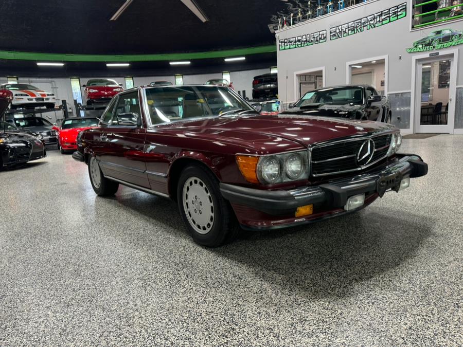 1986 Mercedes-Benz 560 Series 2dr Convertible 560SL, available for sale in Oxford, Connecticut | Buonauto Enterprises. Oxford, Connecticut 1986 Mercedes-Benz 560 Series 2dr Convertible 560SL, available for sale in Oxford, Connecticut | Buonauto Enterprises. Oxford, Connecticut
