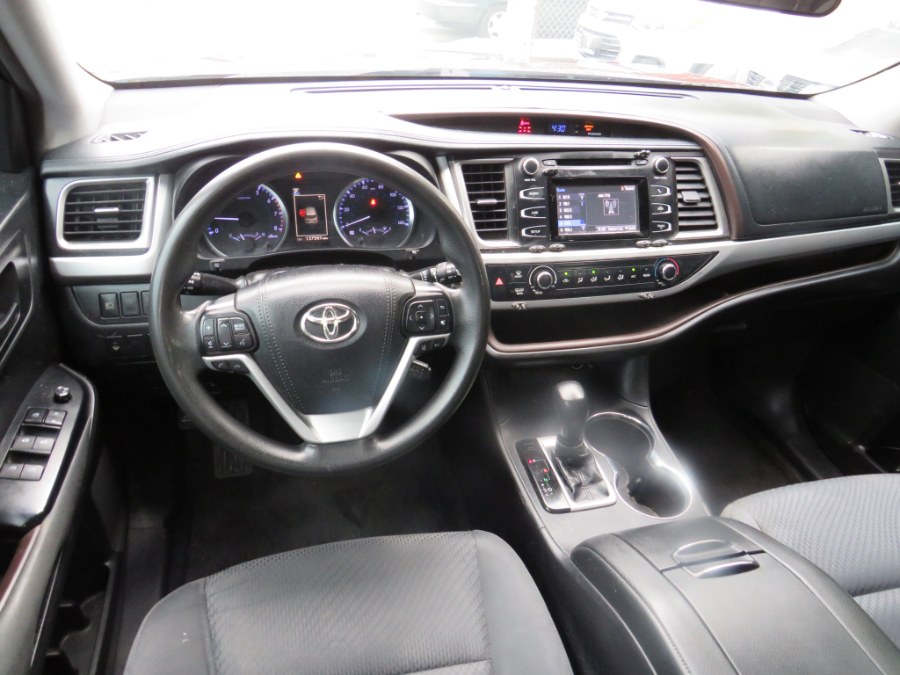 2018 Toyota Highlander LE, available for sale in Middle Village, New York | Road Masters II INC. Middle Village, New York 2018 Toyota Highlander LE, available for sale in Middle Village, New York | Road Masters II INC. Middle Village, New York