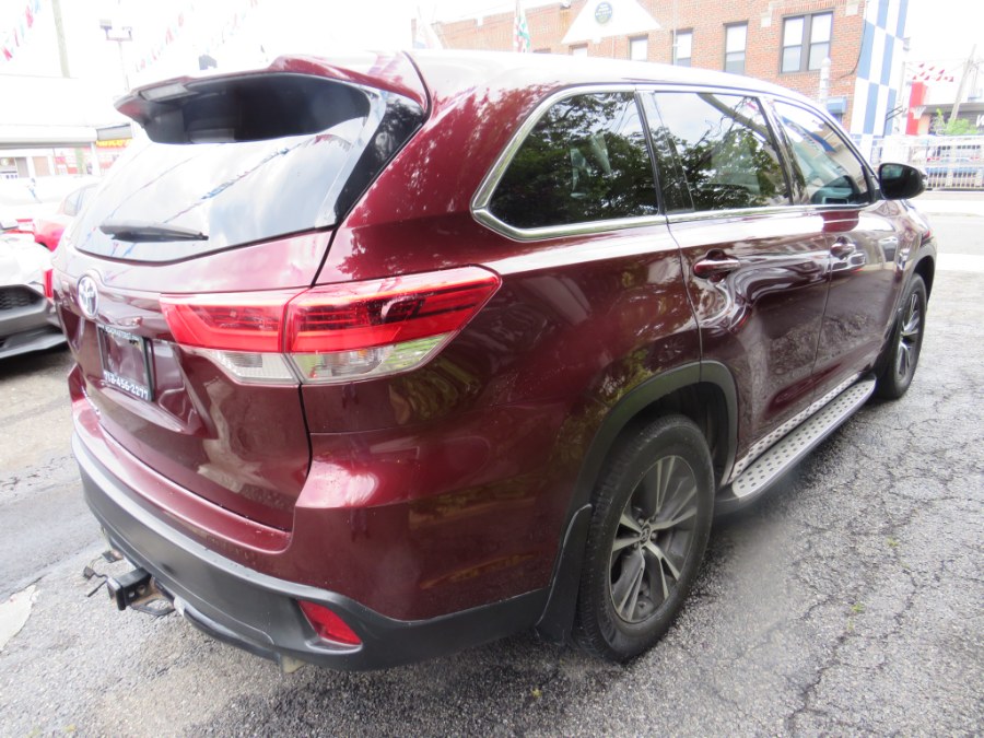 2018 Toyota Highlander LE, available for sale in Middle Village, New York | Road Masters II INC. Middle Village, New York 2018 Toyota Highlander LE, available for sale in Middle Village, New York | Road Masters II INC. Middle Village, New York