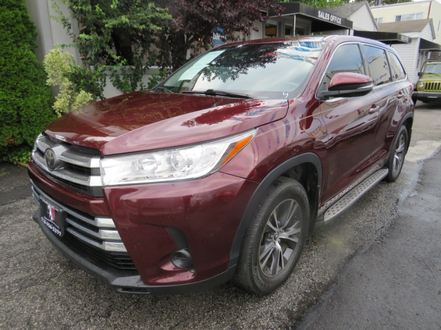 2018 Toyota Highlander LE, available for sale in Middle Village, New York | Road Masters II INC. Middle Village, New York 2018 Toyota Highlander LE, available for sale in Middle Village, New York | Road Masters II INC. Middle Village, New York