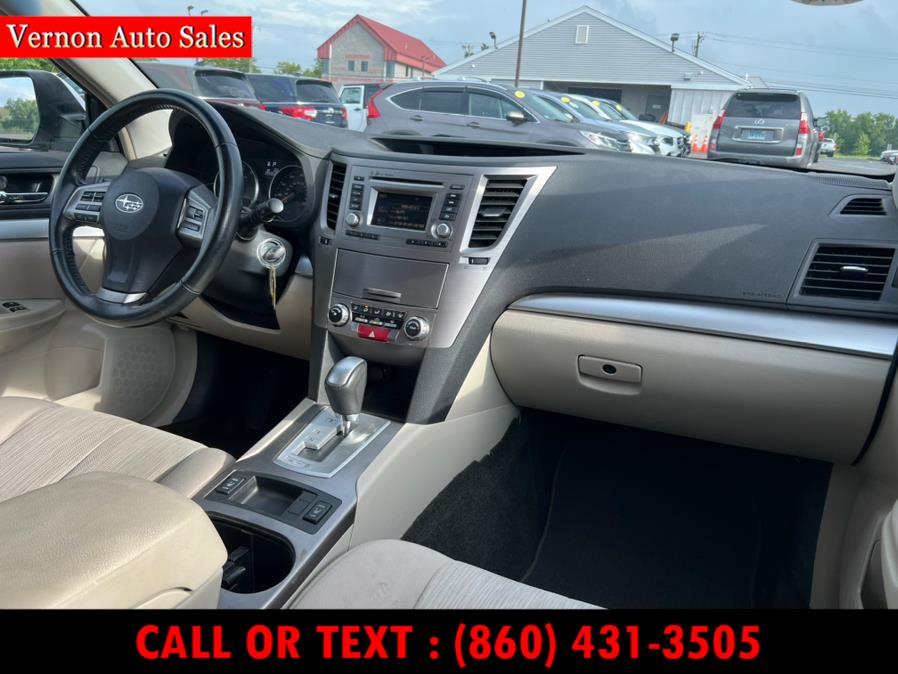 2014 Subaru Outback 4dr Wgn H4 Auto 2.5i Premium, available for sale in Manchester, Connecticut | Vernon Auto Sale & Service. Manchester, Connecticut 2014 Subaru Outback 4dr Wgn H4 Auto 2.5i Premium, available for sale in Manchester, Connecticut | Vernon Auto Sale & Service. Manchester, Connecticut