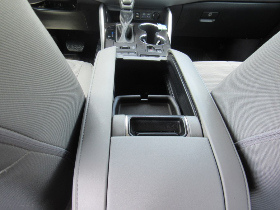 2022 Toyota Highlander L, available for sale in Worcester, Massachusetts | Hilario's Auto Sales Inc.. Worcester, Massachusetts 2022 Toyota Highlander L, available for sale in Worcester, Massachusetts | Hilario's Auto Sales Inc.. Worcester, Massachusetts