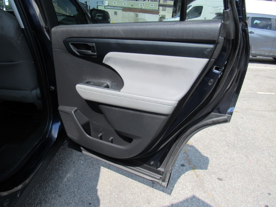 2022 Toyota Highlander L, available for sale in Worcester, Massachusetts | Hilario's Auto Sales Inc.. Worcester, Massachusetts 2022 Toyota Highlander L, available for sale in Worcester, Massachusetts | Hilario's Auto Sales Inc.. Worcester, Massachusetts