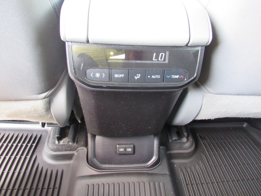 2022 Toyota Highlander L, available for sale in Worcester, Massachusetts | Hilario's Auto Sales Inc.. Worcester, Massachusetts 2022 Toyota Highlander L, available for sale in Worcester, Massachusetts | Hilario's Auto Sales Inc.. Worcester, Massachusetts