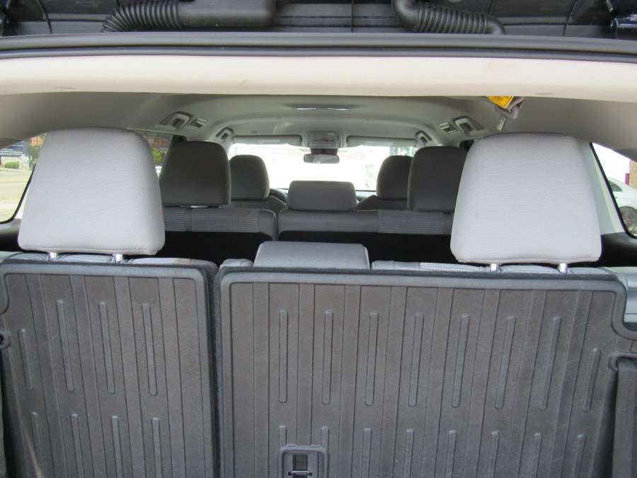 2022 Toyota Highlander L, available for sale in Worcester, Massachusetts | Hilario's Auto Sales Inc.. Worcester, Massachusetts 2022 Toyota Highlander L, available for sale in Worcester, Massachusetts | Hilario's Auto Sales Inc.. Worcester, Massachusetts