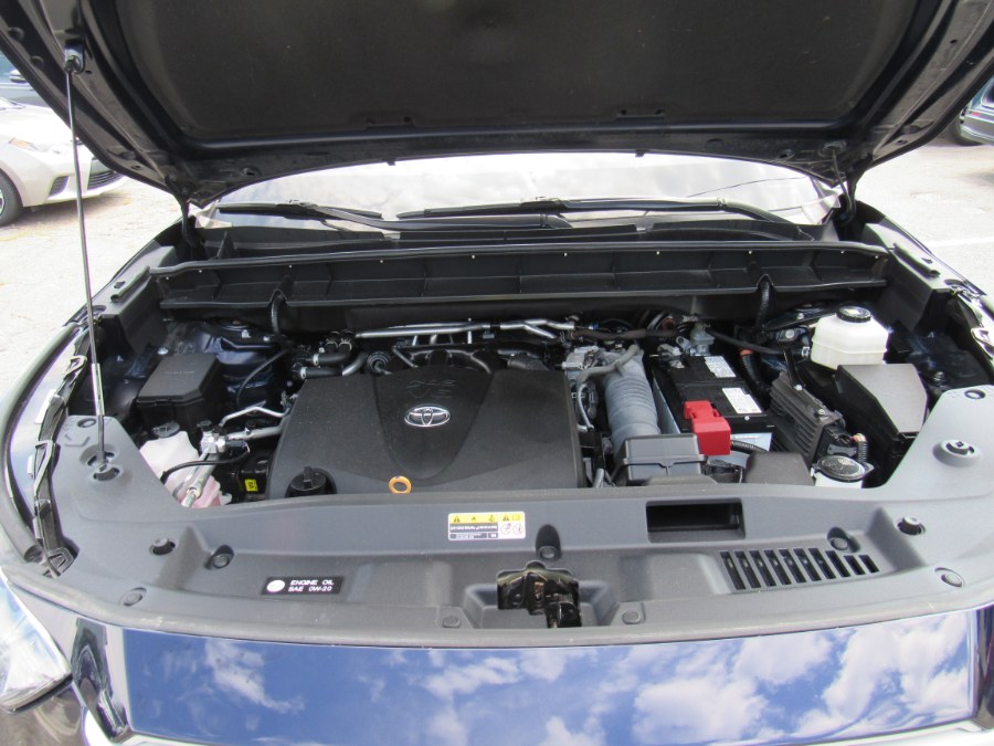 2022 Toyota Highlander L, available for sale in Worcester, Massachusetts | Hilario's Auto Sales Inc.. Worcester, Massachusetts 2022 Toyota Highlander L, available for sale in Worcester, Massachusetts | Hilario's Auto Sales Inc.. Worcester, Massachusetts