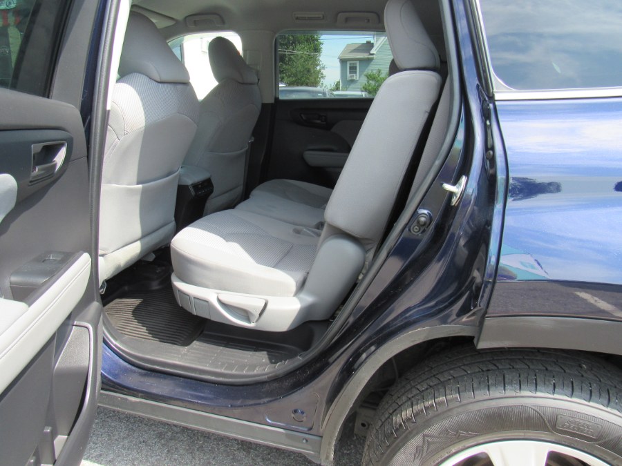 2022 Toyota Highlander L, available for sale in Worcester, Massachusetts | Hilario's Auto Sales Inc.. Worcester, Massachusetts 2022 Toyota Highlander L, available for sale in Worcester, Massachusetts | Hilario's Auto Sales Inc.. Worcester, Massachusetts
