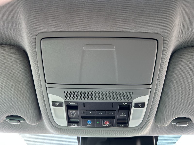 2019 Acura MDX SH-AWD w/Advance Pkg, available for sale in West Springfield, Massachusetts | Union Street Auto Sales. West Springfield, Massachusetts 2019 Acura MDX SH-AWD w/Advance Pkg, available for sale in West Springfield, Massachusetts | Union Street Auto Sales. West Springfield, Massachusetts