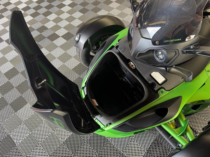 2012 Can-am Spyder RSS, available for sale in West Babylon , New York | MP Motors Inc. West Babylon , New York 2012 Can-am Spyder RSS, available for sale in West Babylon , New York | MP Motors Inc. West Babylon , New York
