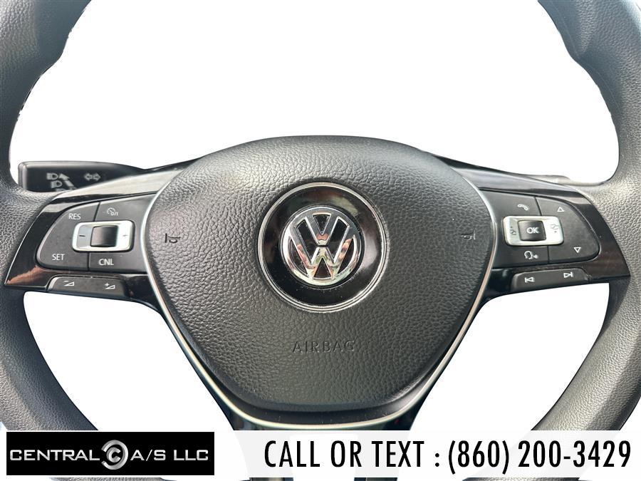 2015 Volkswagen Jetta Sedan 4dr Auto 1.8T SE w/Connectivity/Navigation PZEV, available for sale in East Windsor, Connecticut | Central A/S LLC. East Windsor, Connecticut 2015 Volkswagen Jetta Sedan 4dr Auto 1.8T SE w/Connectivity/Navigation PZEV, available for sale in East Windsor, Connecticut | Central A/S LLC. East Windsor, Connecticut