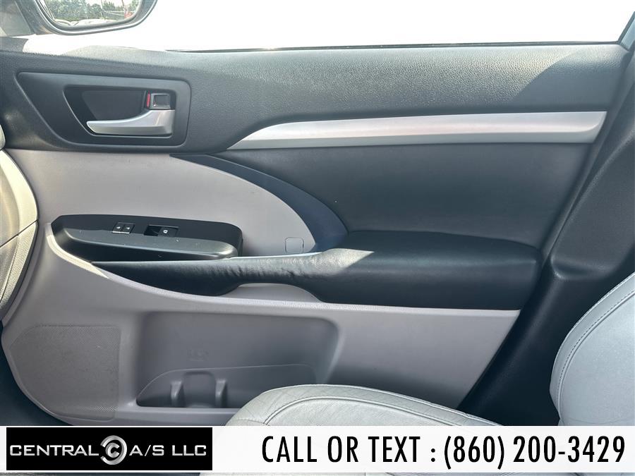 2014 Toyota Highlander AWD 4dr V6 XLE (Natl), available for sale in East Windsor, Connecticut | Central A/S LLC. East Windsor, Connecticut 2014 Toyota Highlander AWD 4dr V6 XLE (Natl), available for sale in East Windsor, Connecticut | Central A/S LLC. East Windsor, Connecticut