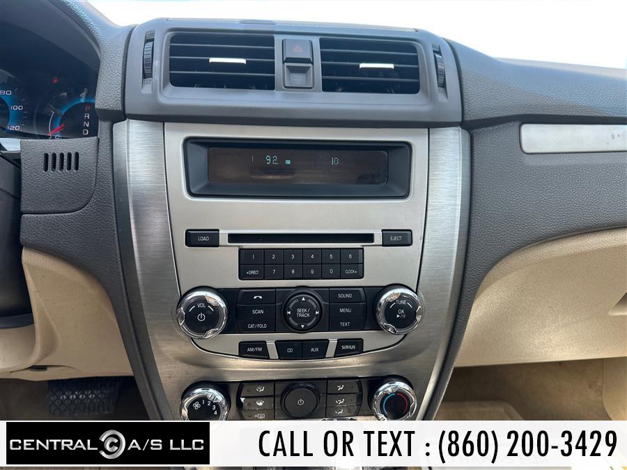 2012 Ford Fusion 4dr Sdn SE FWD, available for sale in East Windsor, Connecticut | Central A/S LLC. East Windsor, Connecticut 2012 Ford Fusion 4dr Sdn SE FWD, available for sale in East Windsor, Connecticut | Central A/S LLC. East Windsor, Connecticut