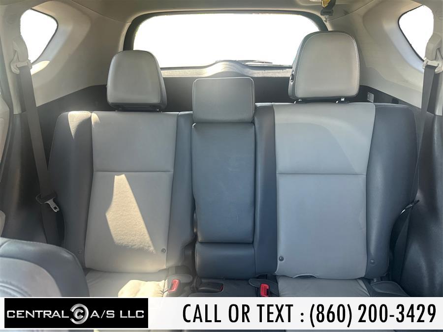 2013 Toyota RAV4 AWD 4dr Limited (Natl), available for sale in East Windsor, Connecticut | Central A/S LLC. East Windsor, Connecticut 2013 Toyota RAV4 AWD 4dr Limited (Natl), available for sale in East Windsor, Connecticut | Central A/S LLC. East Windsor, Connecticut