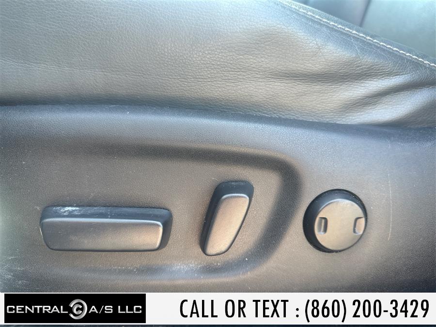 2013 Toyota RAV4 AWD 4dr Limited (Natl), available for sale in East Windsor, Connecticut | Central A/S LLC. East Windsor, Connecticut 2013 Toyota RAV4 AWD 4dr Limited (Natl), available for sale in East Windsor, Connecticut | Central A/S LLC. East Windsor, Connecticut
