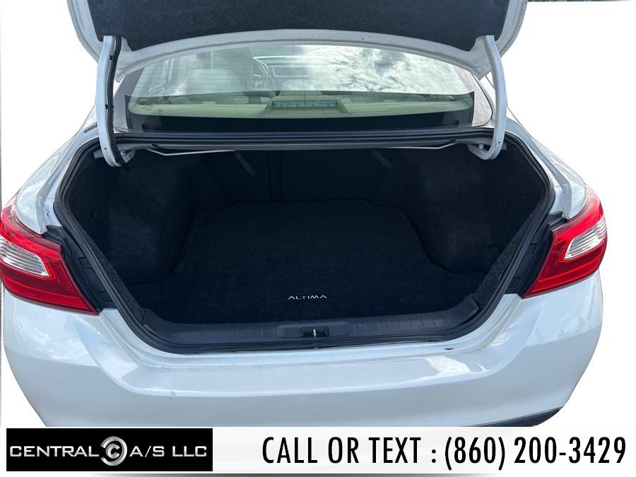 2016 Nissan Altima 4dr Sdn I4 2.5 SL, available for sale in East Windsor, Connecticut | Central A/S LLC. East Windsor, Connecticut 2016 Nissan Altima 4dr Sdn I4 2.5 SL, available for sale in East Windsor, Connecticut | Central A/S LLC. East Windsor, Connecticut