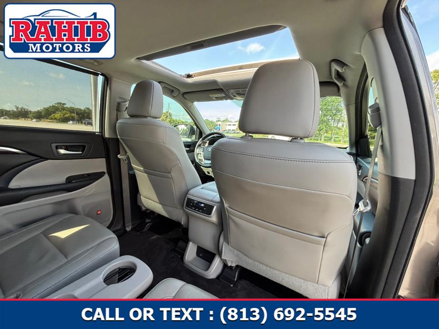 2016 Toyota Highlander FWD 4dr V6 Limited (Natl), available for sale in Winter Park, Florida | Rahib Motors. Winter Park, Florida 2016 Toyota Highlander FWD 4dr V6 Limited (Natl), available for sale in Winter Park, Florida | Rahib Motors. Winter Park, Florida