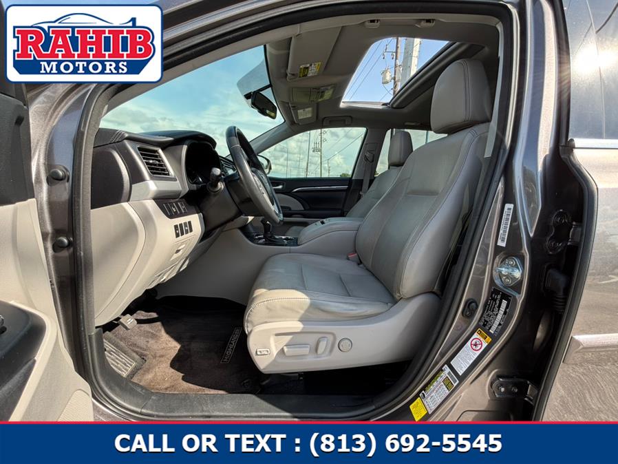 2016 Toyota Highlander FWD 4dr V6 Limited (Natl), available for sale in Winter Park, Florida | Rahib Motors. Winter Park, Florida 2016 Toyota Highlander FWD 4dr V6 Limited (Natl), available for sale in Winter Park, Florida | Rahib Motors. Winter Park, Florida