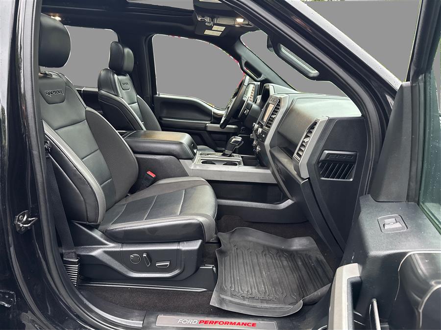 2019 Ford F-150 Raptor 4WD SuperCrew 5.5'' Box, available for sale in Canton, Connecticut | Lava Motors. Canton, Connecticut 2019 Ford F-150 Raptor 4WD SuperCrew 5.5'' Box, available for sale in Canton, Connecticut | Lava Motors. Canton, Connecticut