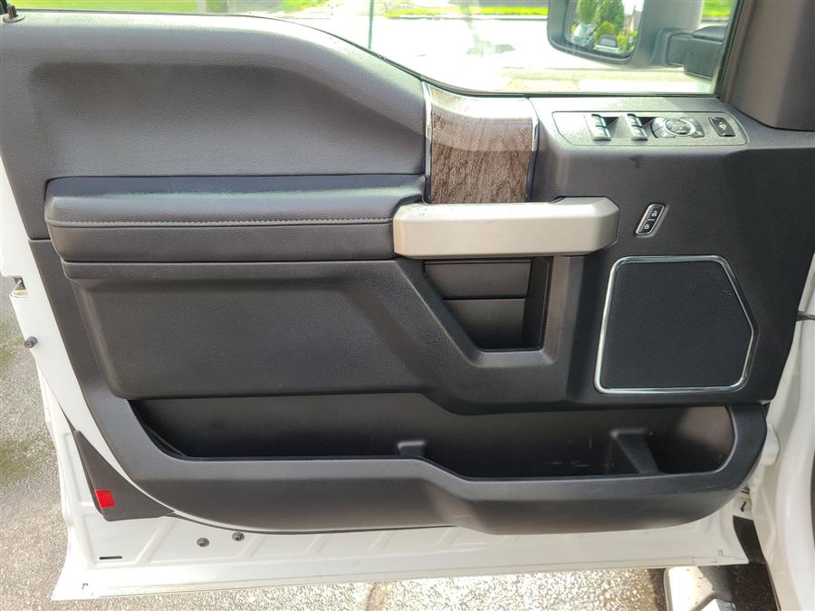 2017 Ford Super Duty F-250 SRW Lariat 4WD SuperCab 8'' Box, available for sale in Canton, Connecticut | Lava Motors. Canton, Connecticut 2017 Ford Super Duty F-250 SRW Lariat 4WD SuperCab 8'' Box, available for sale in Canton, Connecticut | Lava Motors. Canton, Connecticut