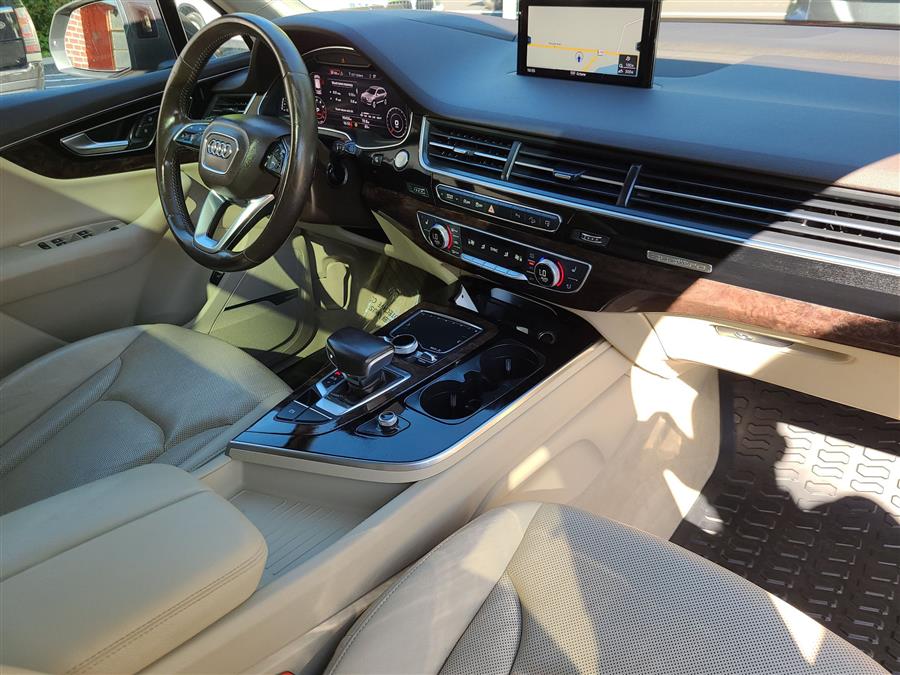 2017 Audi Q7 3.0 TFSI Prestige, available for sale in Canton, Connecticut | Lava Motors. Canton, Connecticut 2017 Audi Q7 3.0 TFSI Prestige, available for sale in Canton, Connecticut | Lava Motors. Canton, Connecticut
