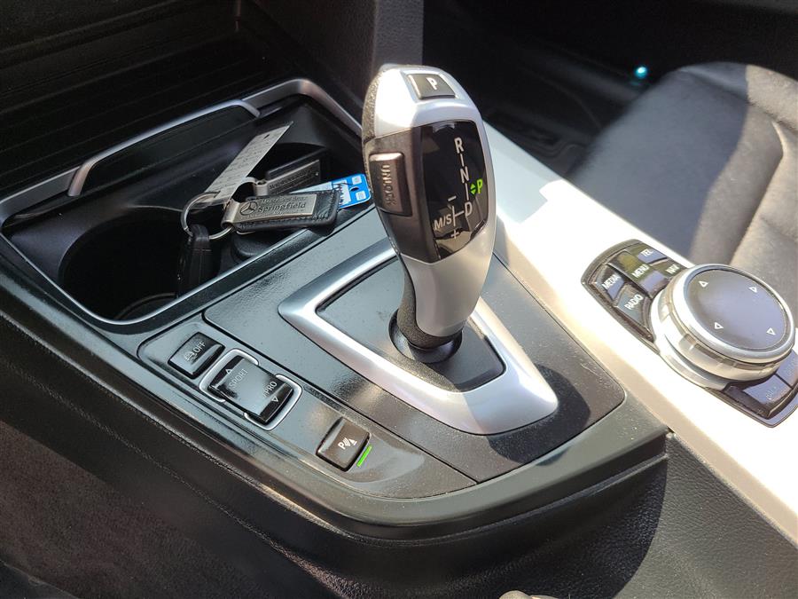 2016 BMW 3 Series 4dr Sdn 320i xDrive AWD South Africa, available for sale in Canton, Connecticut | Lava Motors. Canton, Connecticut 2016 BMW 3 Series 4dr Sdn 320i xDrive AWD South Africa, available for sale in Canton, Connecticut | Lava Motors. Canton, Connecticut