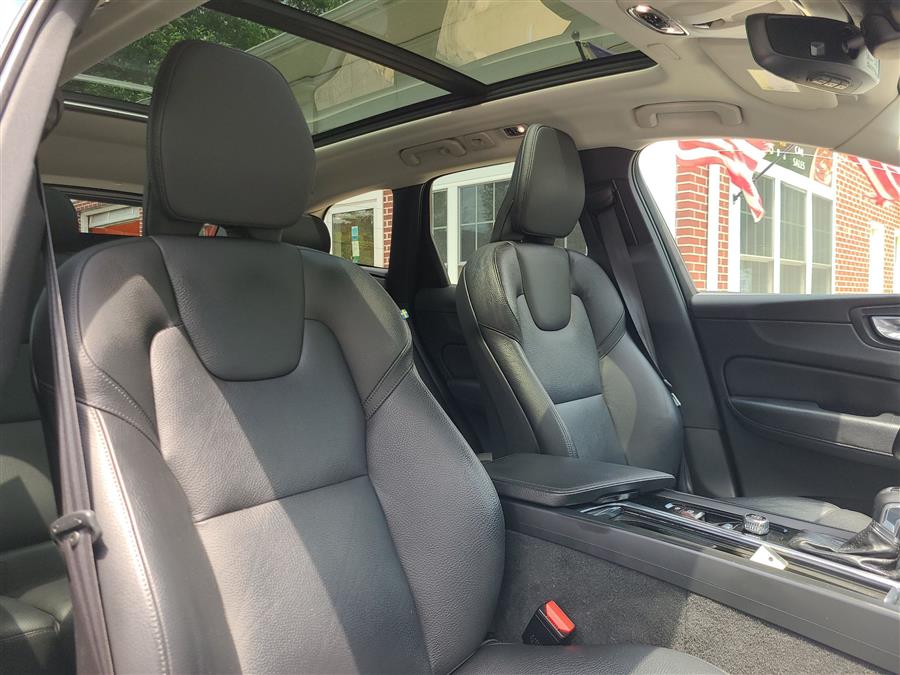 2019 Volvo XC60 T6 AWD Momentum, available for sale in Canton, Connecticut | Lava Motors. Canton, Connecticut 2019 Volvo XC60 T6 AWD Momentum, available for sale in Canton, Connecticut | Lava Motors. Canton, Connecticut