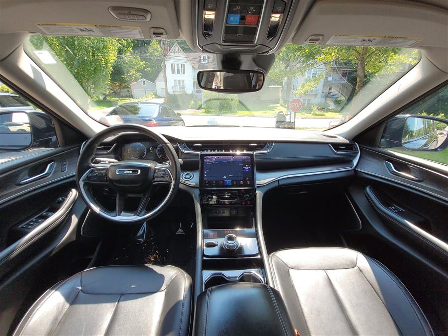 2022 Jeep Grand Cherokee L Limited 4x4, available for sale in Canton, Connecticut | Lava Motors. Canton, Connecticut 2022 Jeep Grand Cherokee L Limited 4x4, available for sale in Canton, Connecticut | Lava Motors. Canton, Connecticut