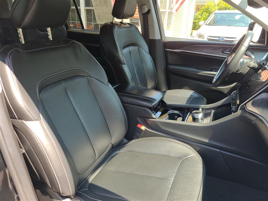 2022 Jeep Grand Cherokee L Limited 4x4, available for sale in Canton, Connecticut | Lava Motors. Canton, Connecticut 2022 Jeep Grand Cherokee L Limited 4x4, available for sale in Canton, Connecticut | Lava Motors. Canton, Connecticut