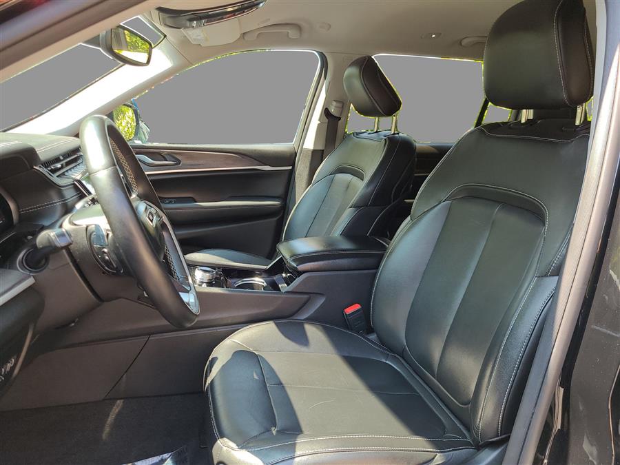 2022 Jeep Grand Cherokee L Limited 4x4, available for sale in Canton, Connecticut | Lava Motors. Canton, Connecticut 2022 Jeep Grand Cherokee L Limited 4x4, available for sale in Canton, Connecticut | Lava Motors. Canton, Connecticut