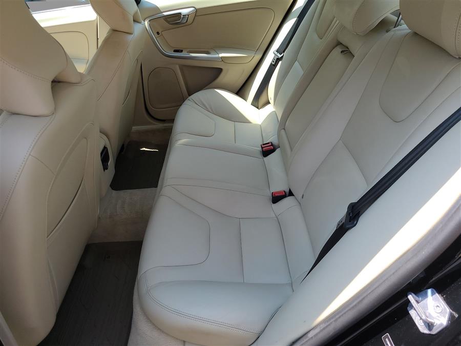 2015 Volvo S60 2015.5 4dr Sdn T5 Drive-E Premier FWD, available for sale in Canton, Connecticut | Lava Motors. Canton, Connecticut 2015 Volvo S60 2015.5 4dr Sdn T5 Drive-E Premier FWD, available for sale in Canton, Connecticut | Lava Motors. Canton, Connecticut