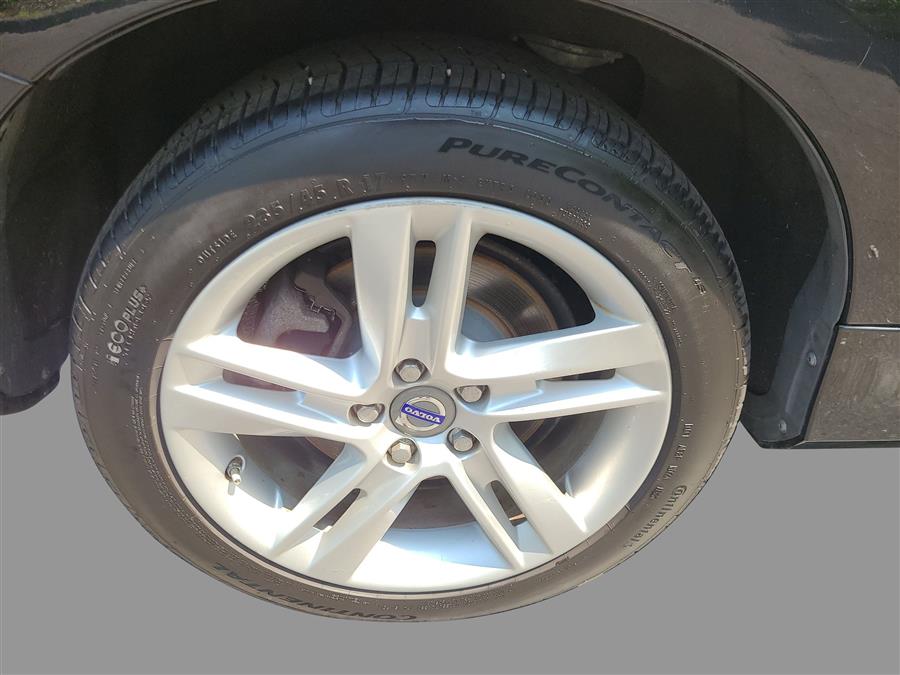 2015 Volvo S60 2015.5 4dr Sdn T5 Drive-E Premier FWD, available for sale in Canton, Connecticut | Lava Motors. Canton, Connecticut 2015 Volvo S60 2015.5 4dr Sdn T5 Drive-E Premier FWD, available for sale in Canton, Connecticut | Lava Motors. Canton, Connecticut