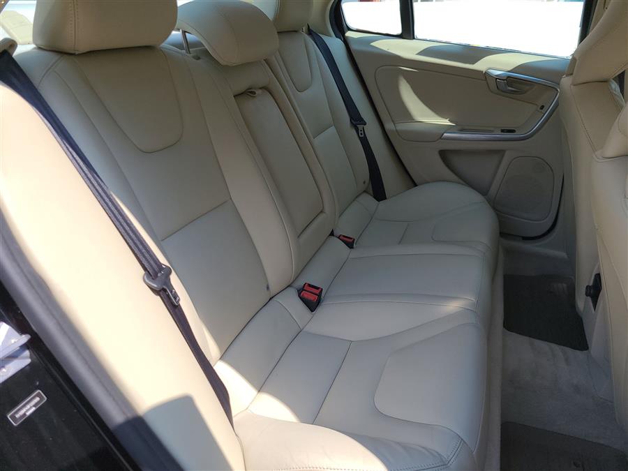 2015 Volvo S60 2015.5 4dr Sdn T5 Drive-E Premier FWD, available for sale in Canton, Connecticut | Lava Motors. Canton, Connecticut 2015 Volvo S60 2015.5 4dr Sdn T5 Drive-E Premier FWD, available for sale in Canton, Connecticut | Lava Motors. Canton, Connecticut