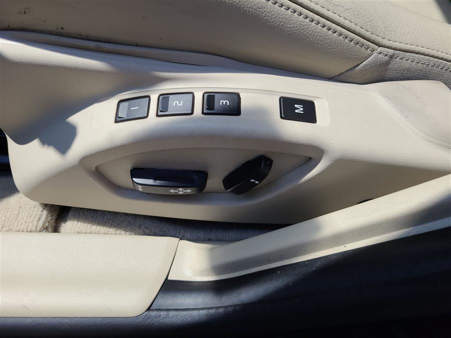2015 Volvo S60 2015.5 4dr Sdn T5 Drive-E Premier FWD, available for sale in Canton, Connecticut | Lava Motors. Canton, Connecticut 2015 Volvo S60 2015.5 4dr Sdn T5 Drive-E Premier FWD, available for sale in Canton, Connecticut | Lava Motors. Canton, Connecticut